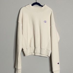 This creamish color sweatshirt